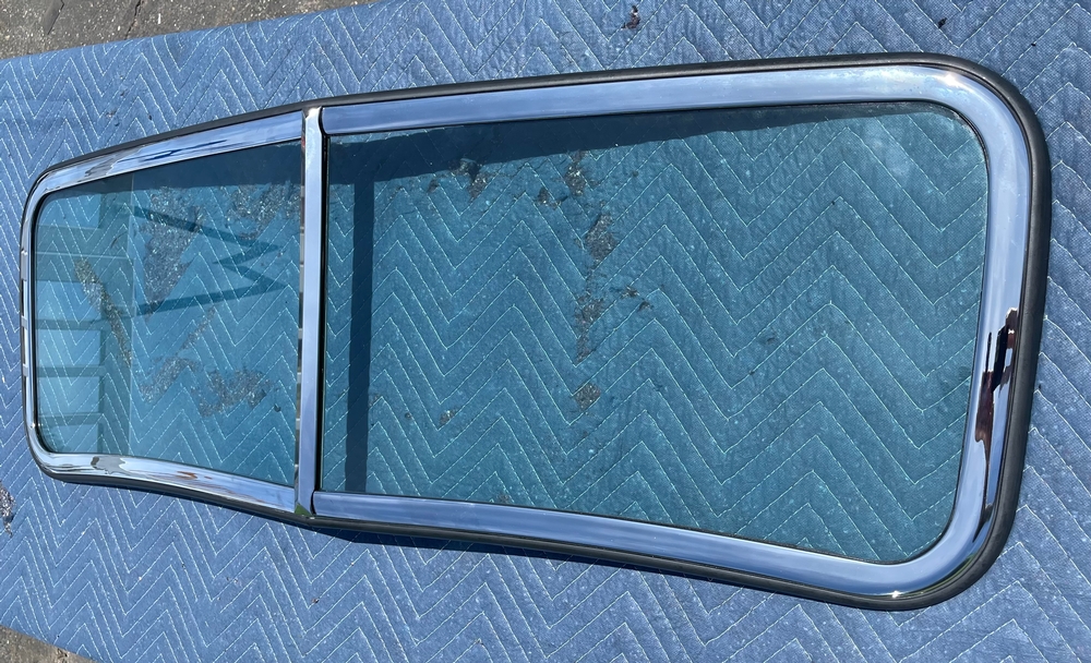 1939 Chevrolet Car Windshield Wiper Knob