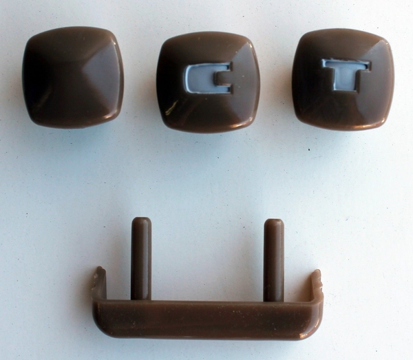 Here we have a 1940 1941 1942 1943 1944 1945 1946 Chevrolet Chevy GMC Super Deluxe Truck Knob, Cable